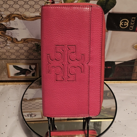 Tory Burch Harper Fiesta Continental Zip-around Wallet - Picture 3 of 16